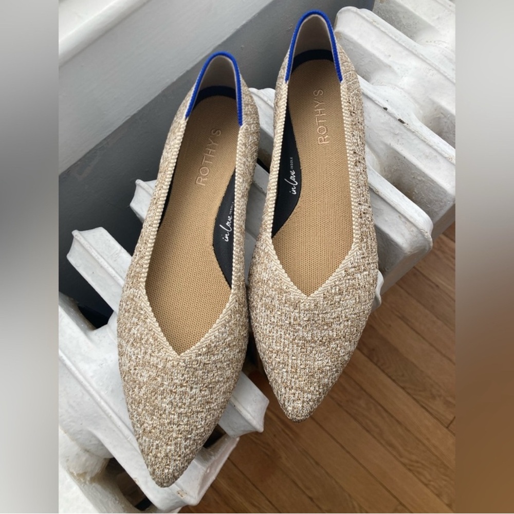 Rothy's Point II in Dawn Tweed. New. Size 9